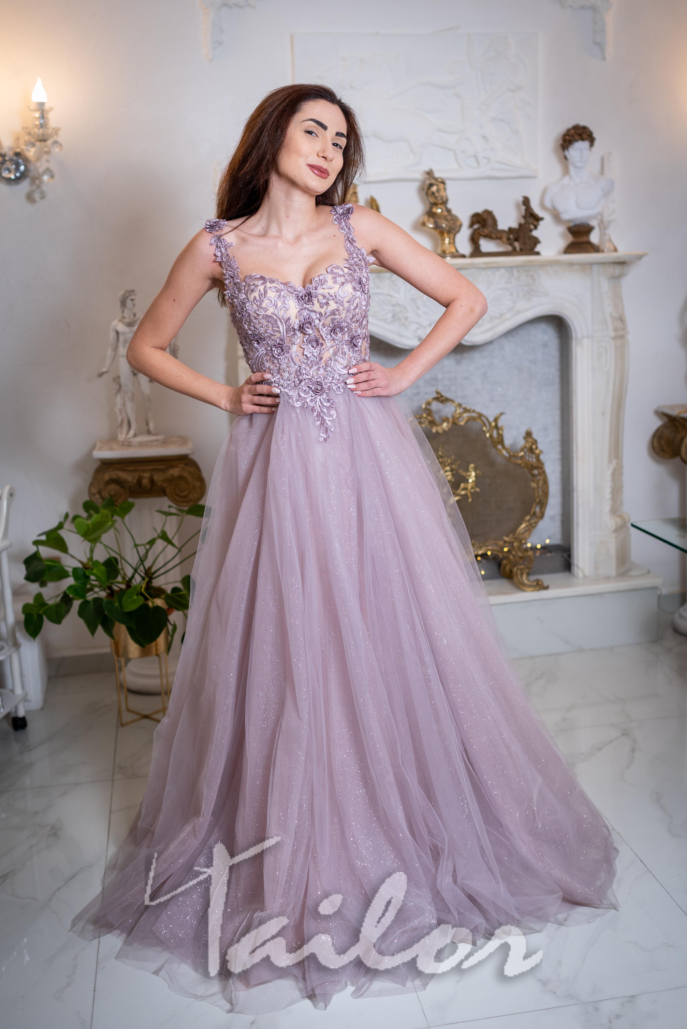 бална рокля lilac